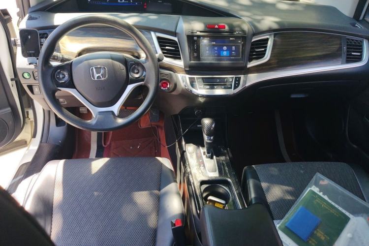 Used Honda Jade 2017 210TURBO CVT Fashion Edition 5-seater Center Console