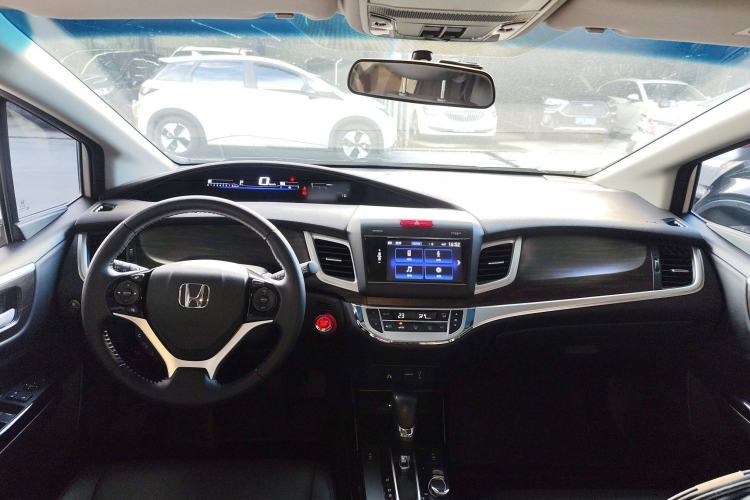 Used Honda Jade 2017 210 TURBO CVT Luxury Edition 5 Seats Center Console