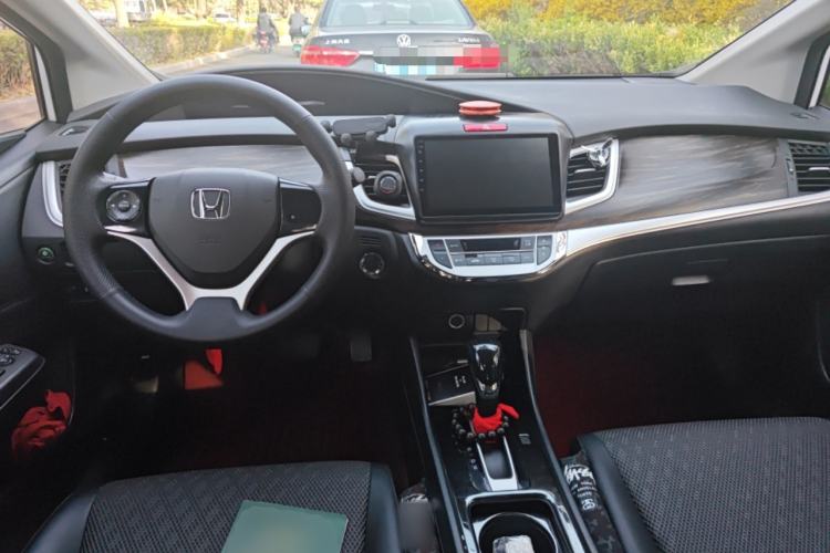 Used Honda Jade 2017 1.8L automatic Comfort version 5 seats