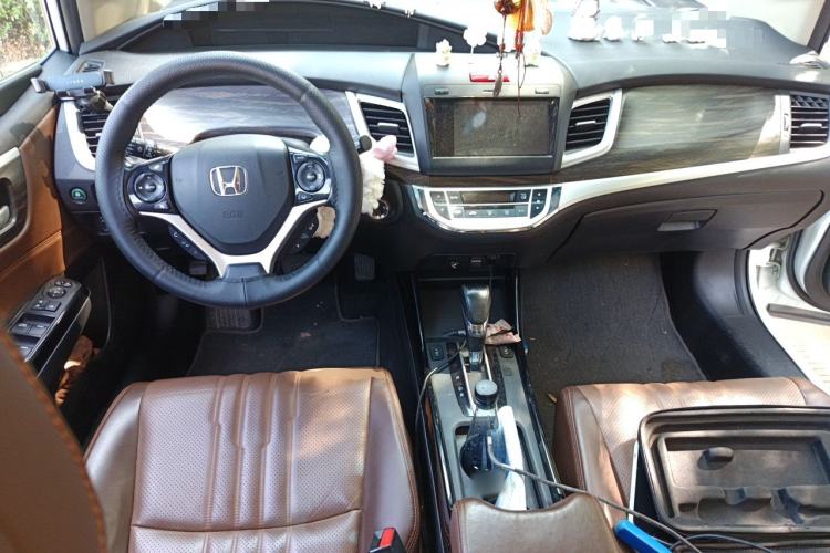 Used Honda Jade 2017 210TURBO CVT Luxury Edition 6 Seats Center Console