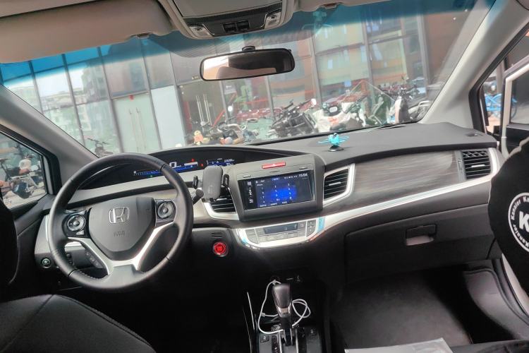 Used Honda Jade 2017 210 TURBO CVT Luxury Edition 5 Seats Center Console