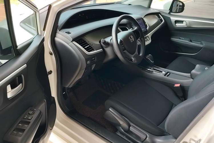 Used Honda Jade 2017 1.8L Automatic Classic Edition 5 seats Driver Seat