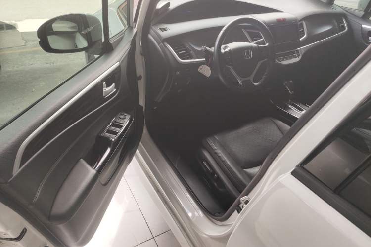 Used Honda Jade 2017 210 TURBO CVT Luxury Edition 5 Seats Driver Seat