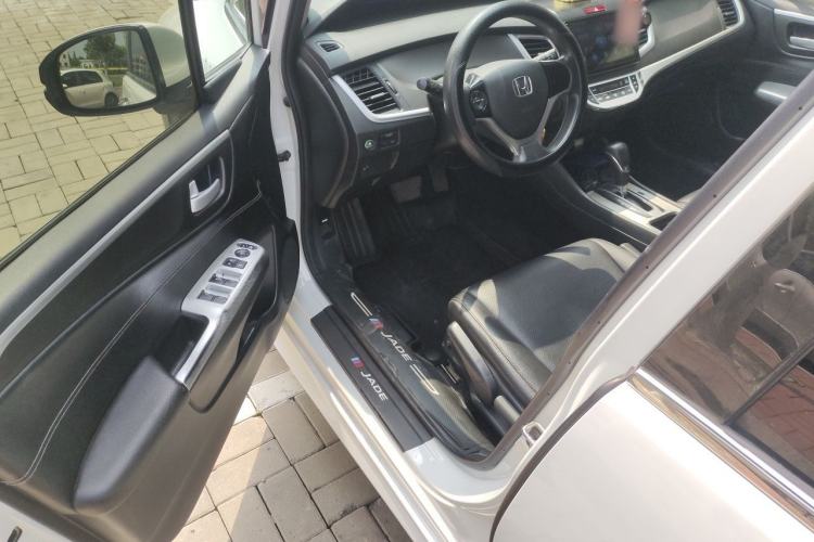 Used Honda Jade 2017 1.8L Automatic Classic Edition 5 seats Driver Seat