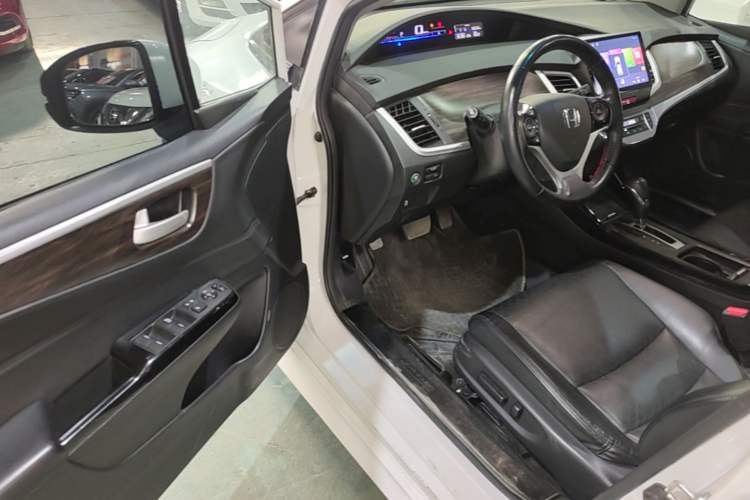 Used Honda Jade 2017 210 TURBO CVT Luxury Edition 5 Seats Driver Seat