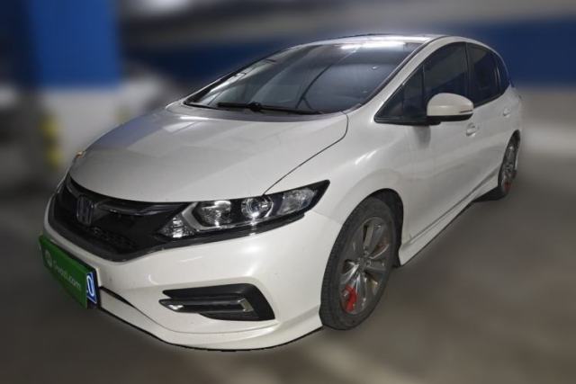 Used Honda Jade 2017 1.8L automatic Comfort version 5 seats