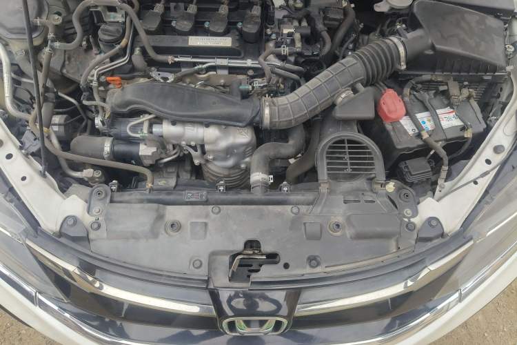 Used Honda Jade 2017 210 TURBO CVT Luxury Edition 5 Seats Engine Bay
