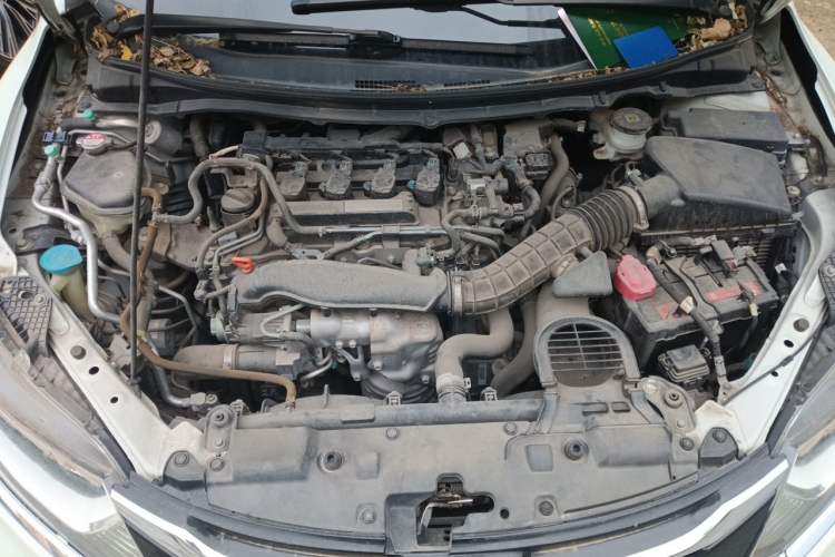Used Honda Jade 2017 210TURBO CVT Fashion Edition 5-seater Engine Bay