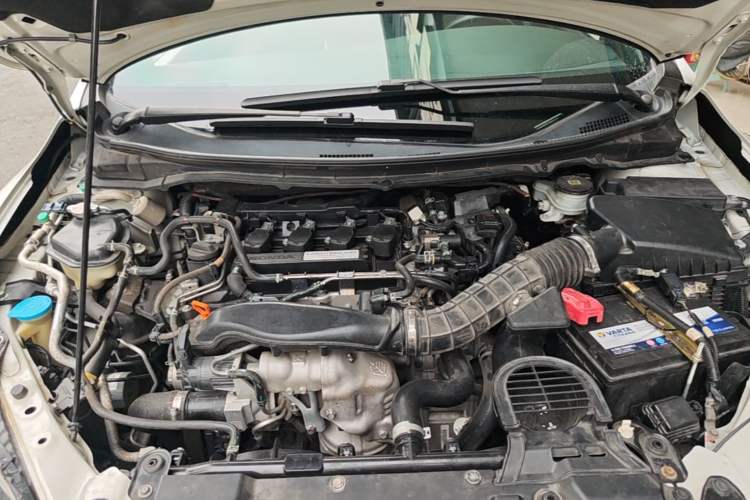 Used Honda Jade 2017 210TURBO CVT Fashion Edition 5-seater Engine Bay