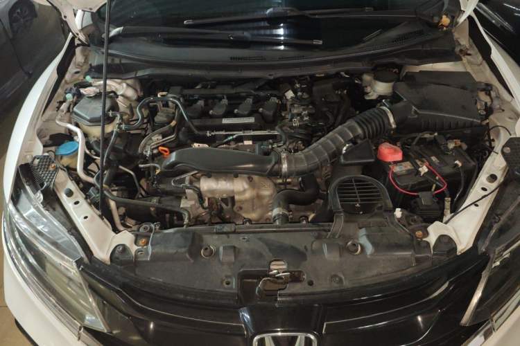 Used Honda Jade 2017 210TURBO CVT Fashion Edition 5-seater Engine Bay