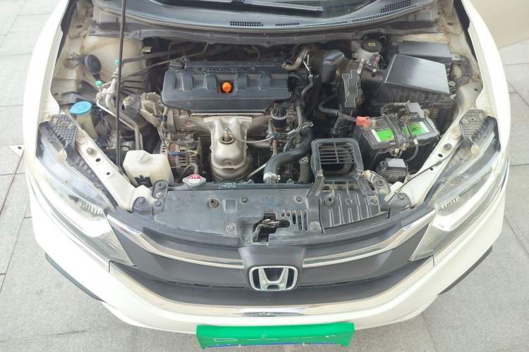 Used Honda Jade 2017 1.8L automatic Comfort version 5 seats Engine Bay