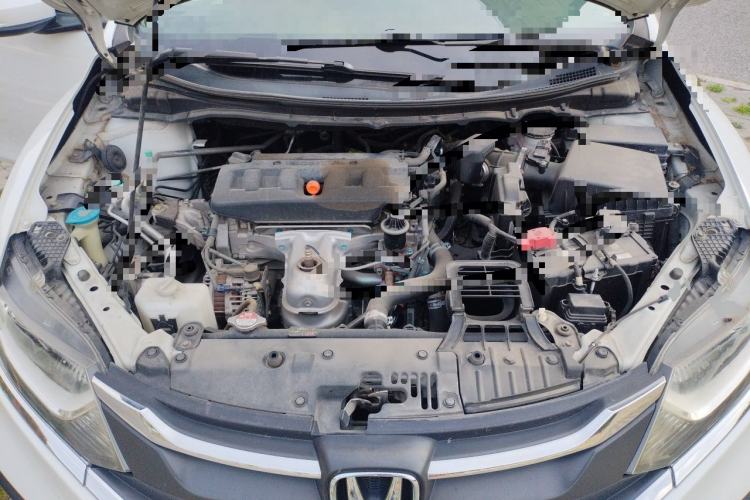 Used Honda Jade 2017 1.8L automatic Comfort version 5 seats Engine Bay
