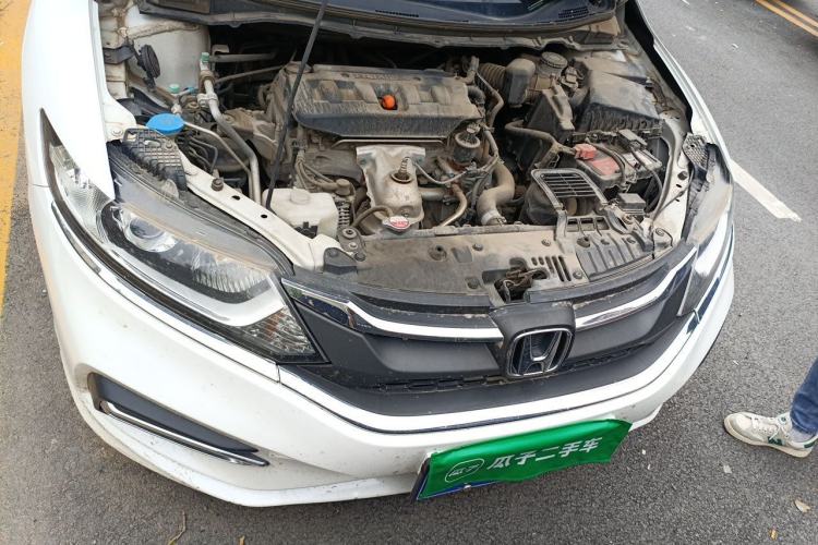 Used Honda Jade 2017 1.8L automatic Comfort version 5 seats Engine Bay