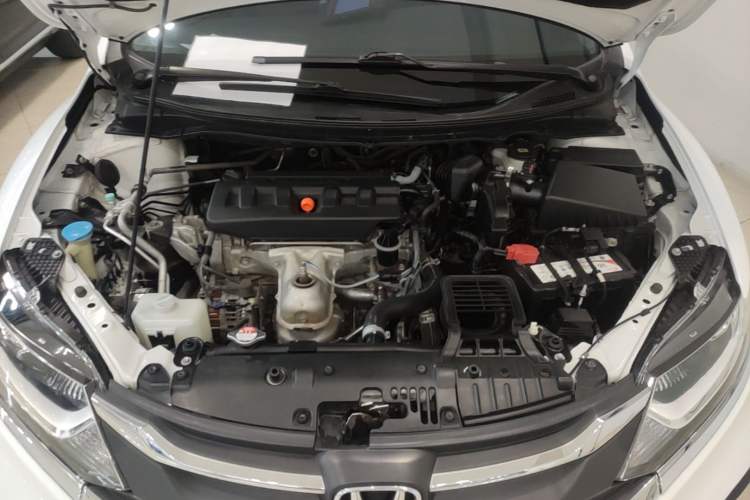 Used Honda Jade 2017 1.8L Automatic Classic Edition 5 seats Engine Bay