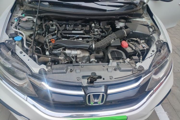 Used Honda Jade 2017 210TURBO CVT Fashion Edition 5-seater Engine Bay