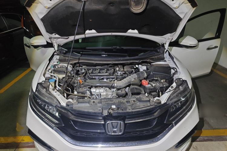 Used Honda Jade 2017 210 TURBO CVT Luxury Edition 5 Seats Engine Bay