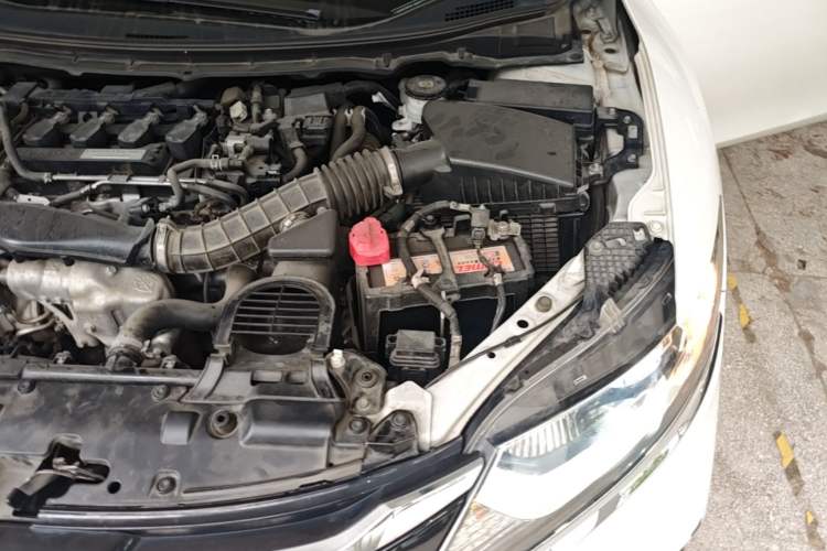 Used Honda Jade 2017 210TURBO CVT Fashion Edition 5-seater Engine Bay Left