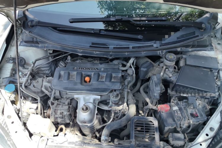 Used Honda Jade 2017 1.8L automatic Comfort version 5 seats Engine Bay
