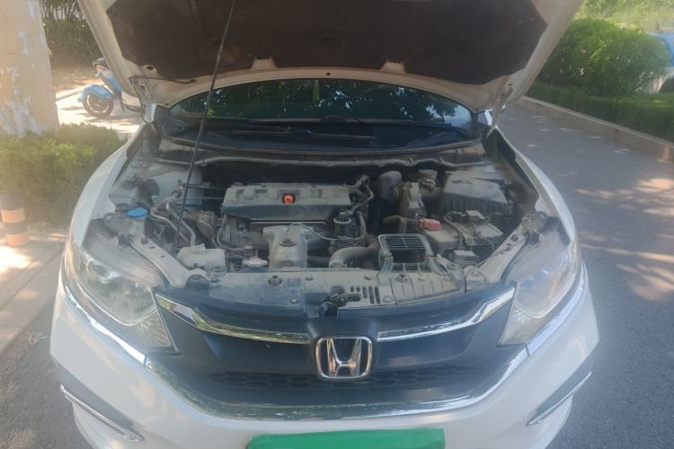 Used Honda Jade 2017 1.8L automatic Comfort version 5 seats Engine Bay