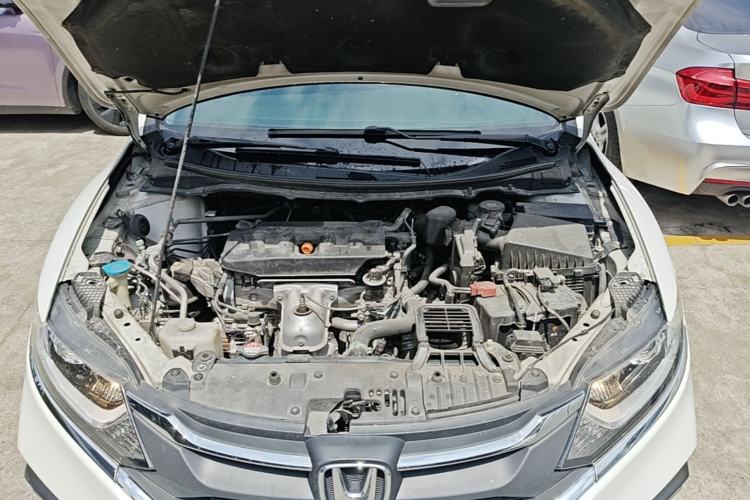 Used Honda Jade 2017 1.8L automatic Comfort version 5 seats Engine Bay
