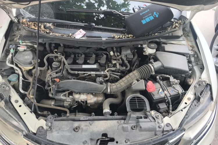 Used Honda Jade 2017 210TURBO CVT Fashion Edition 5-seater Engine Bay