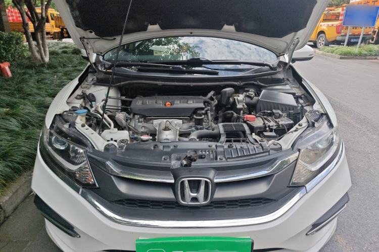 Used Honda Jade 2017 1.8L automatic Comfort version 5 seats Engine Bay