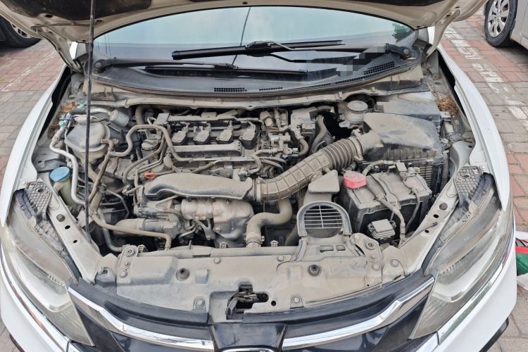 Used Honda Jade 2017 210TURBO CVT Fashion Edition 5-seater Engine Bay