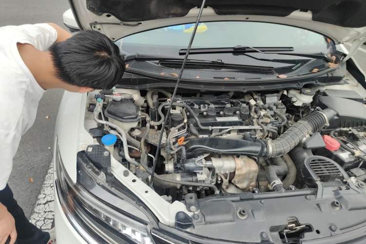 Used Honda Jade 2017 210 TURBO CVT Luxury Edition 5 Seats Engine Bay Right