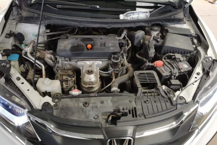 Used Honda Jade 2017 1.8L automatic Comfort version 5 seats Engine Bay