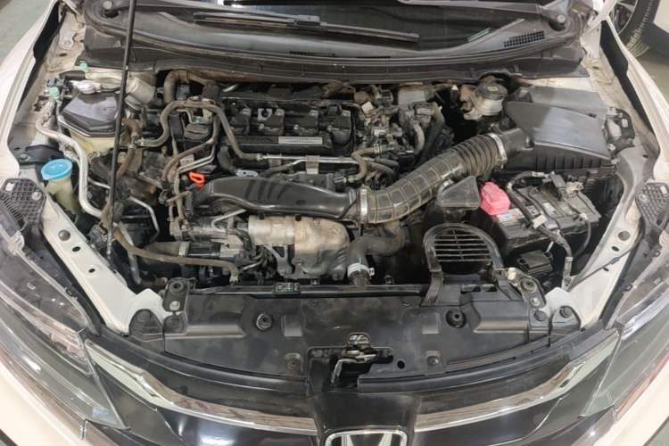 Used Honda Jade 2017 210 TURBO CVT Luxury Edition 5 Seats Engine Bay