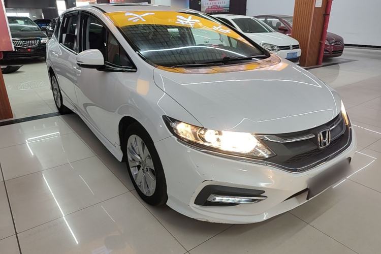 Used Honda Jade 2017 1.8L automatic Comfort version 5 seats Exterior 1