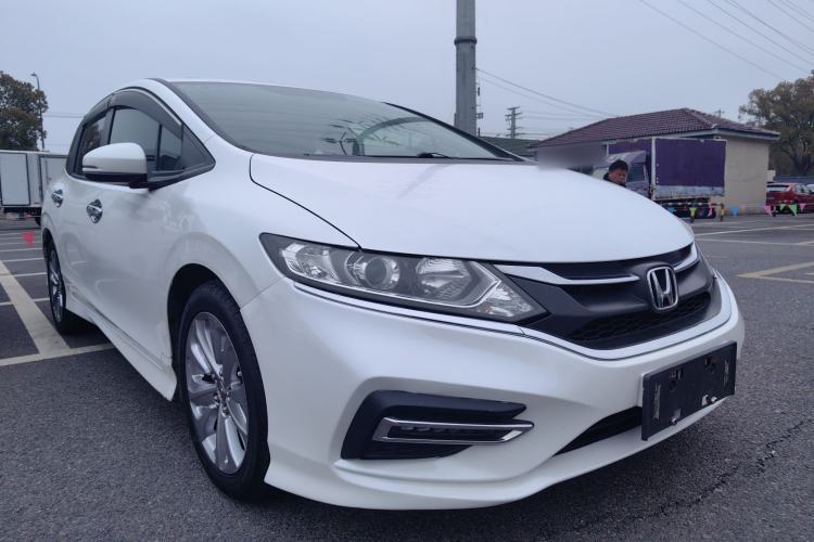 Used Honda Jade 2017 1.8L automatic Comfort version 5 seats Exterior 2