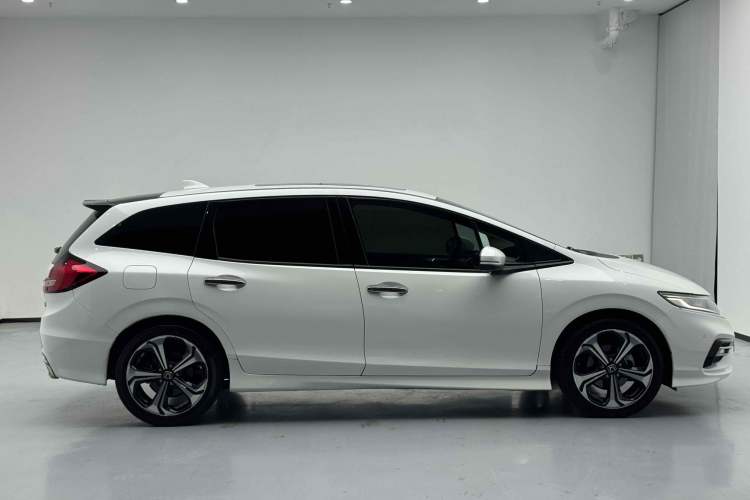 Used Honda Jade 2017 210 TURBO CVT Luxury Edition 5 Seats Exterior 4