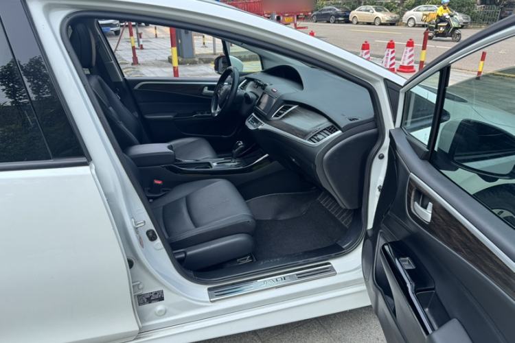 Used Honda Jade 2017 210 TURBO CVT Luxury Edition 5 Seats Exterior 4