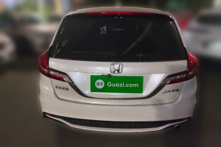 Used Honda Jade 2017 1.8L automatic Comfort version 5 seats Exterior 4