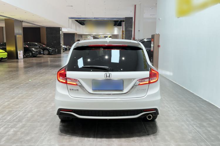 Used Honda Jade 2017 1.8L automatic Comfort version 5 seats Exterior 5