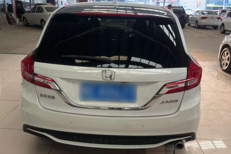 Used Honda Jade 2017 1.8L automatic Comfort version 5 seats Exterior 5