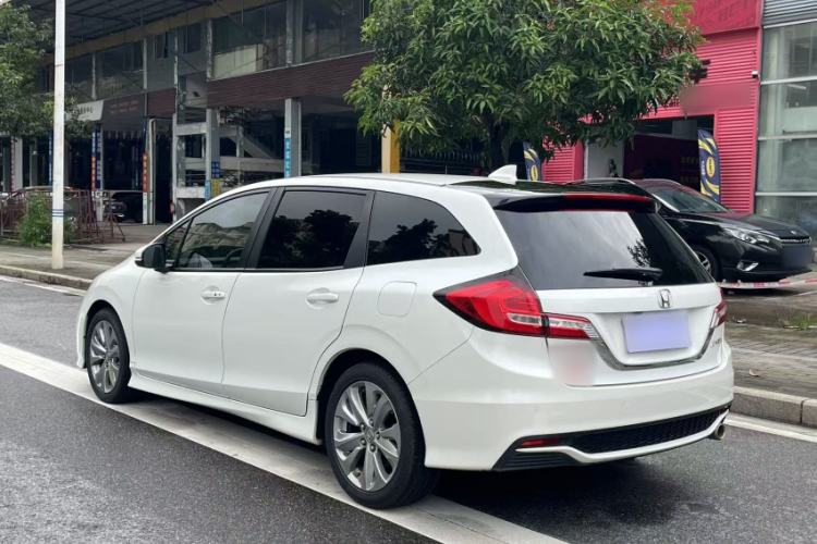 Used Honda Jade 2017 1.8L automatic Comfort version 5 seats Exterior 5