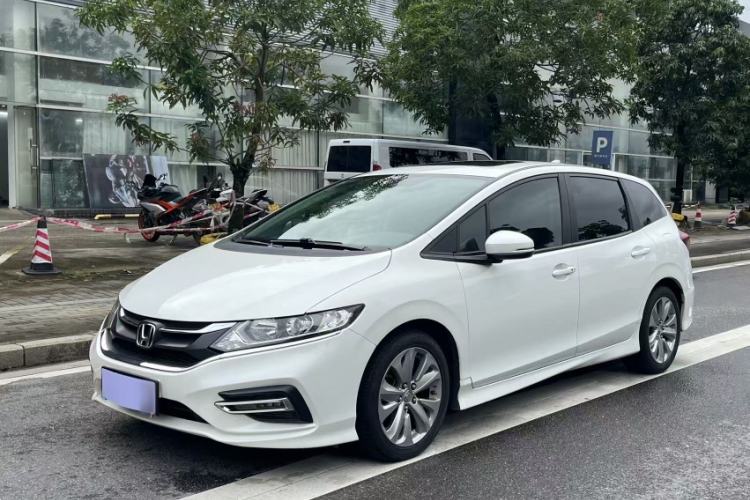Used Honda Jade 2017 1.8L automatic Comfort version 5 seats Exterior 7