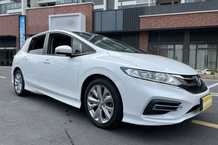 Used Honda Jade 2017 1.8L automatic Comfort version 5 seats Exterior 8