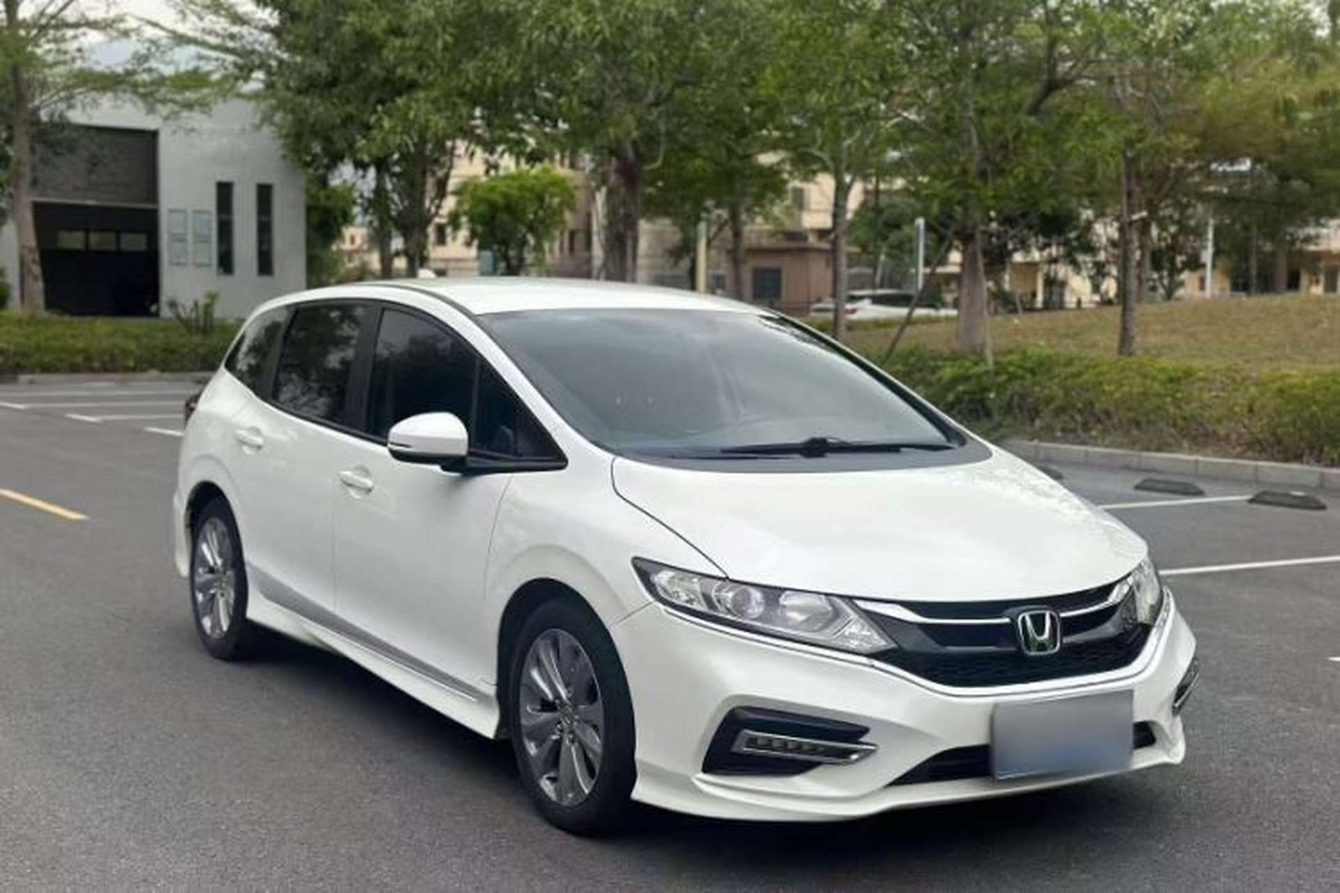Used Honda Jade 2017 1.8L Automatic Classic Edition 5 seats Exterior 8