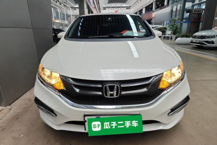 Used Honda Jade 2017 1.8L automatic Comfort version 5 seats Front