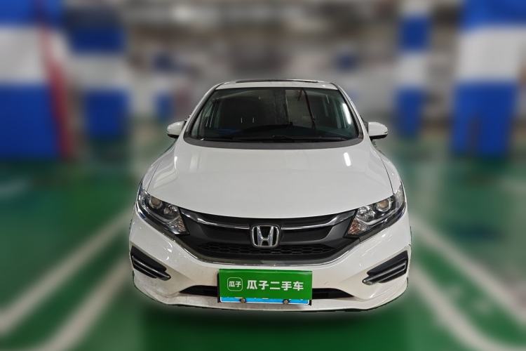 Used Honda Jade 2017 1.8L automatic Comfort version 5 seats Front