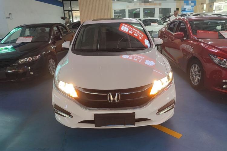 Used Honda Jade 2017 1.8L automatic Comfort version 6 seats Front