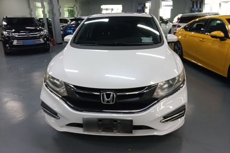 Used Honda Jade 2017 1.8L automatic Comfort version 5 seats Front