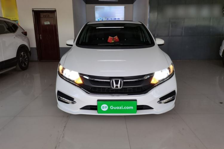 Used Honda Jade 2017 1.8L automatic Comfort version 5 seats Front