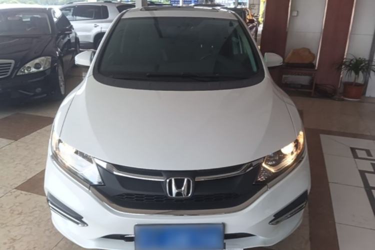 Used Honda Jade 2017 1.8L automatic Comfort version 5 seats Front