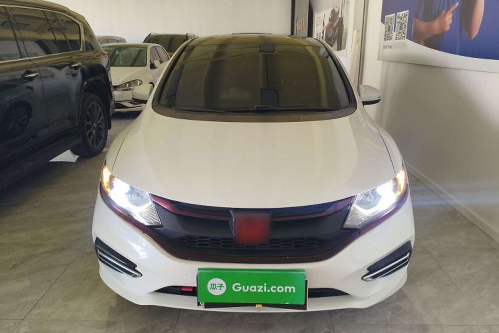 Used Honda Jade 2017 1.8L automatic Comfort version 5 seats Front
