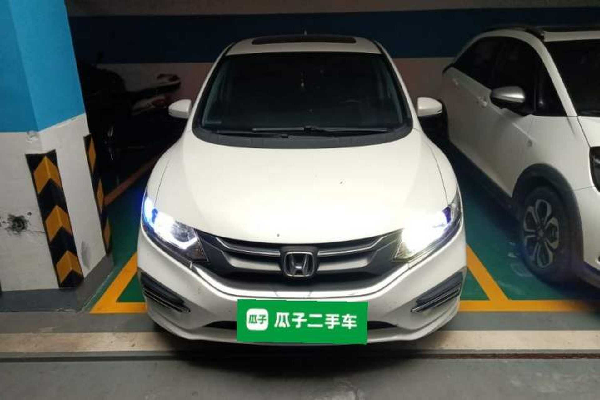 Used Honda Jade 2017 1.8L automatic Comfort version 5 seats Front