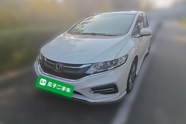 Used Honda Jade 2017 1.8L automatic Comfort version 5 seats